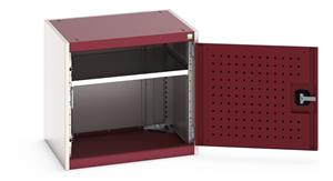 40011060.** Cabinet consists of 1 x 500mm high door and 1 shelf adjustable to 25mm pitch